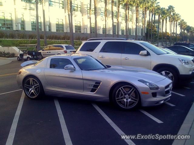 Mercedes SLS AMG spotted in Los Angeles, California