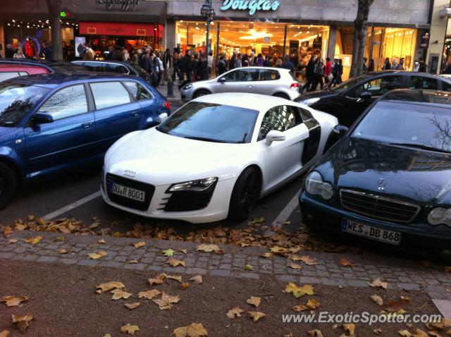 Audi R8 spotted in Düsseldorf, Germany