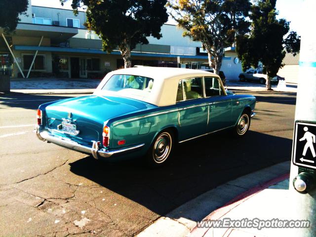 Rolls Royce Silver Shadow spotted in La Jolla, California