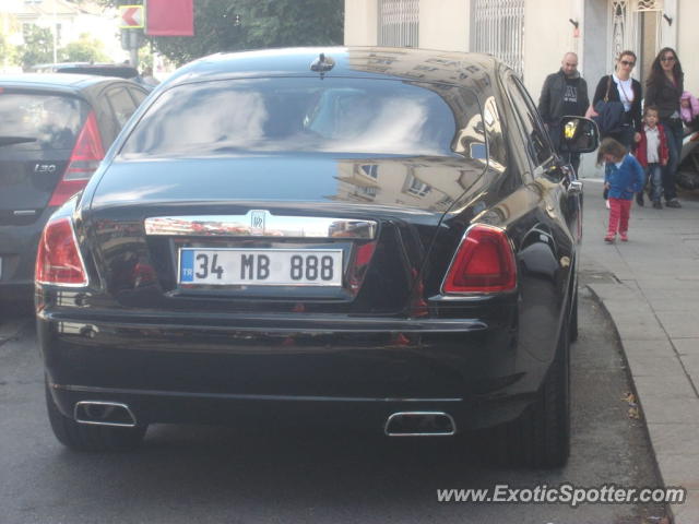 Rolls Royce Ghost spotted in Istanbul, Turkey