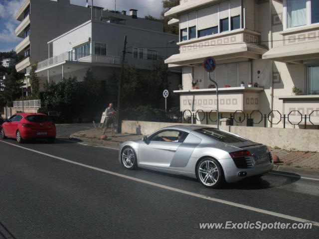 Audi R8 spotted in Istanbul, Turkey