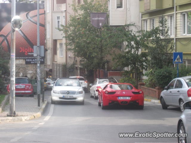 Ferrari 458 Italia spotted in Istanbul, Turkey