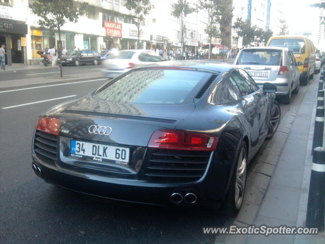 Audi R8 spotted in Istanbul, Turkey