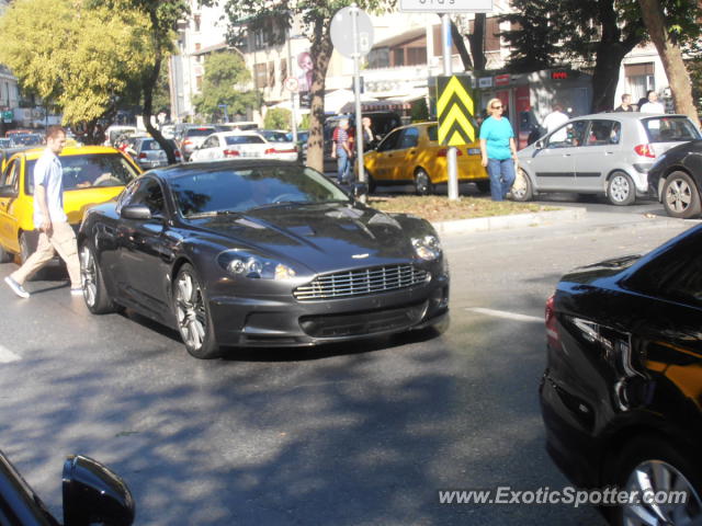 Aston Martin DBS spotted in Istanbul, Turkey