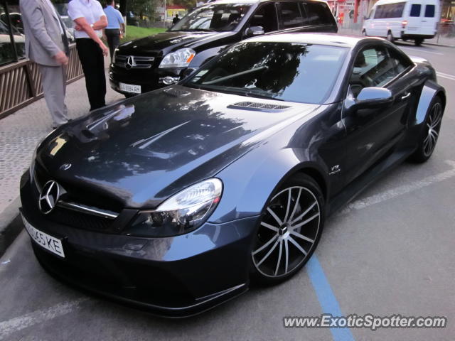 Mercedes SL 65 AMG spotted in Kiev, Ukraine