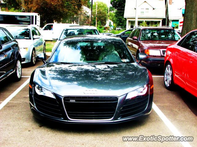 Audi R8 spotted in Pittsburgh, Pennsylvania