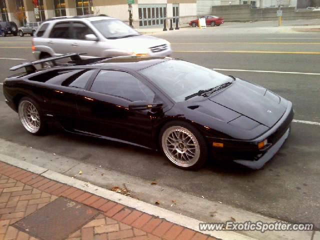 Lamborghini Diablo spotted in Lansing, Michigan