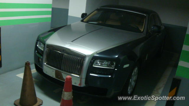 Rolls Royce Ghost spotted in SHANGHAI, China