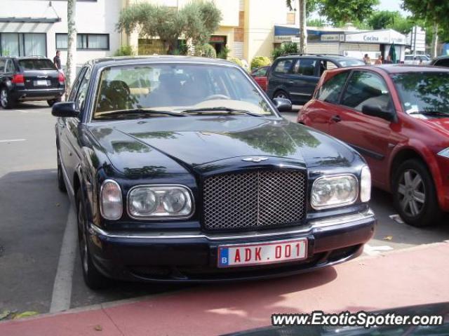 Bentley Arnage spotted in Empuriabrava, Spain