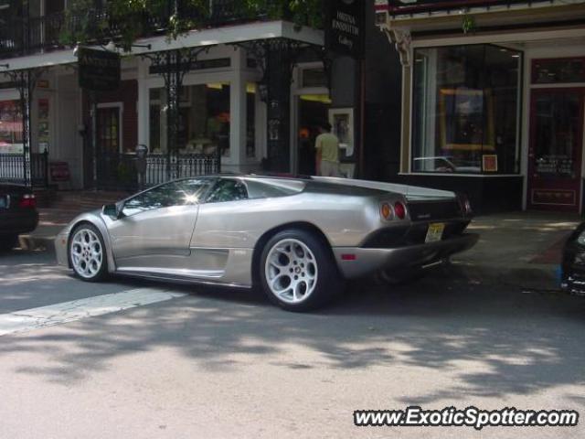 Lamborghini Diablo spotted in Lambertville, New Jersey