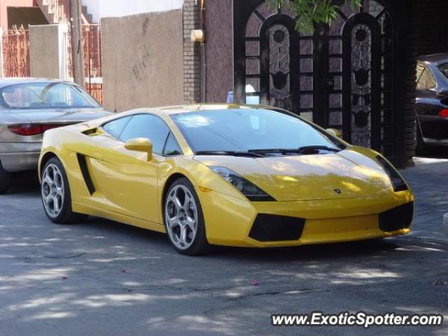 Lamborghini Gallardo spotted in Monterrey, Mexico