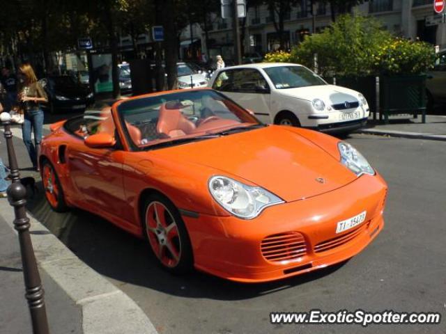 Porsche 911 Turbo spotted in Paris, France