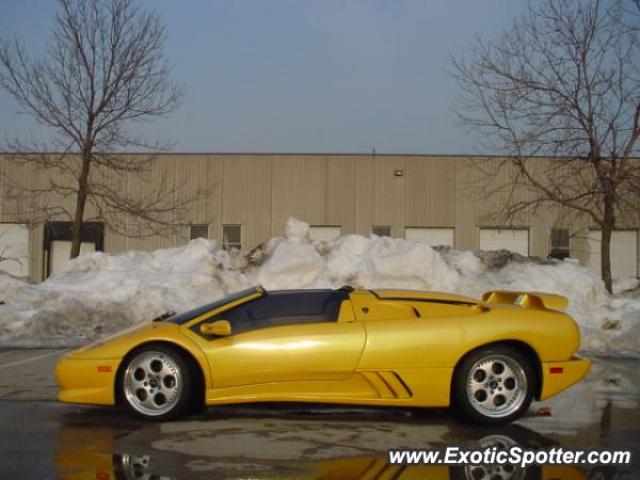 Lamborghini Diablo spotted in Toronto, Canada