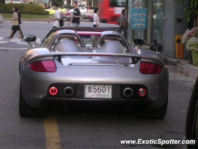 Porsche Carrera GT spotted in Seoul, South Korea