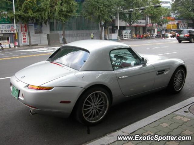 BMW Z8 spotted in Seoul, South Korea