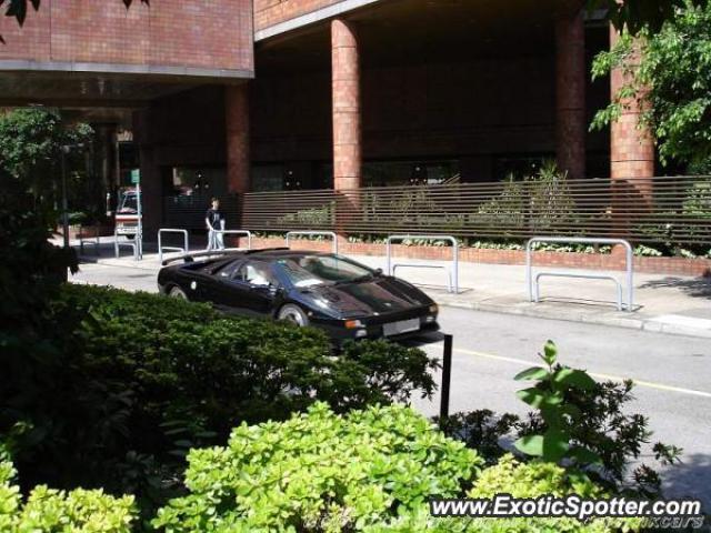 Lamborghini Diablo spotted in Hong Kong, China