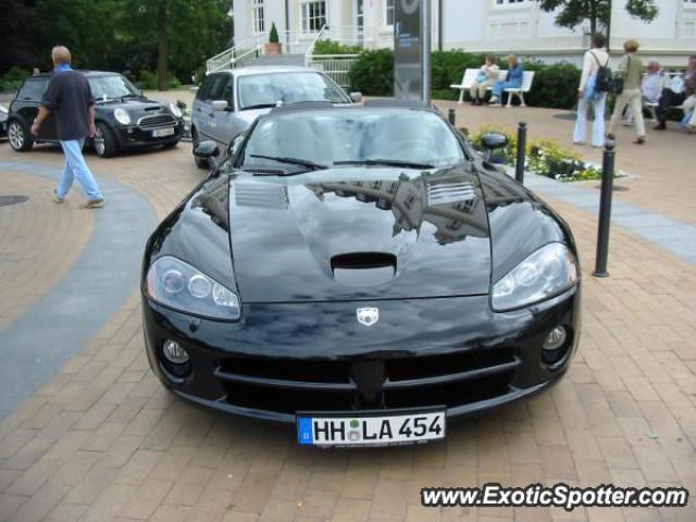 Dodge Viper spotted in Timmendorfer Strand, Germany