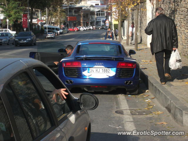 Audi R8 spotted in Istanbul, Turkey