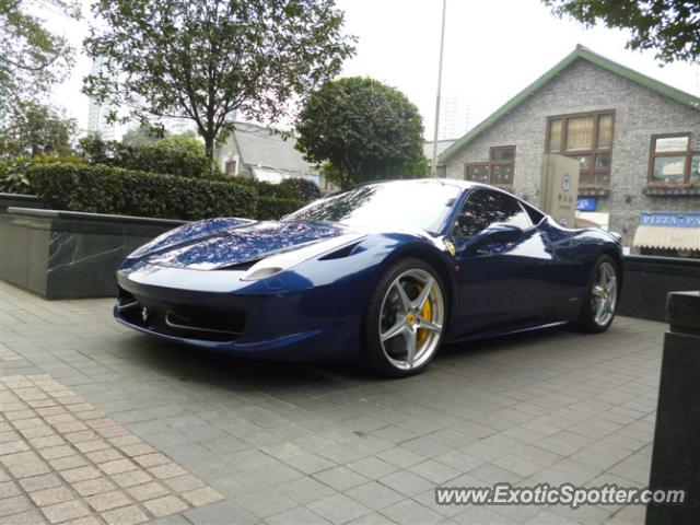 Ferrari 458 Italia spotted in Chengdu,Sichuan, China