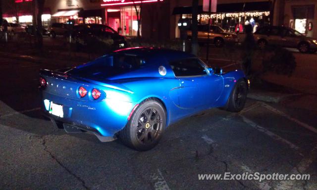 Lotus Elise spotted in Newton Centre, Massachusetts