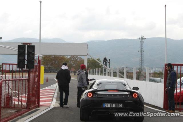 Lotus Evora spotted in Istanbul, Turkey