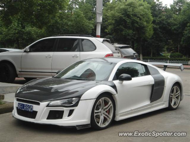 Audi R8 spotted in Chengdu,Sichuan, China