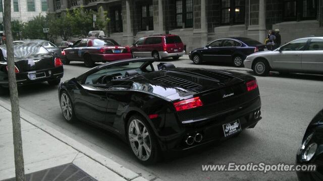 Lamborghini Gallardo spotted in Chicago, Illinois