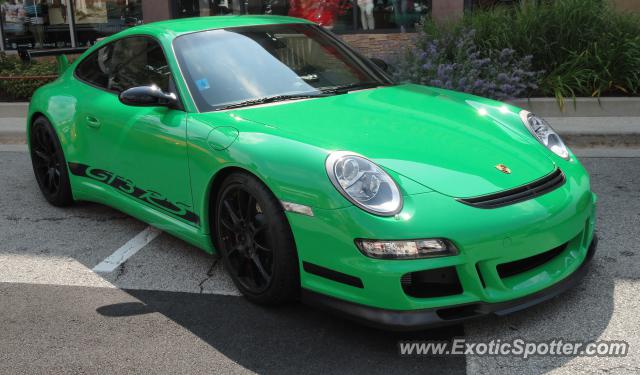 Porsche 911 GT3 spotted in Bolingbrook, Illinois