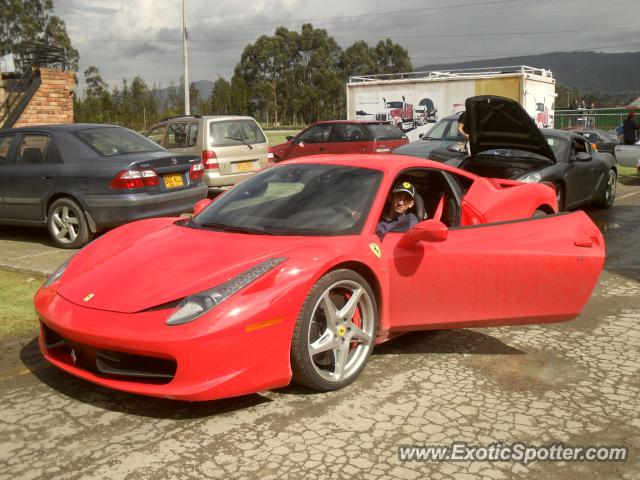 Ferrari 458 Italia spotted in Bogota-Colombia, Colombia