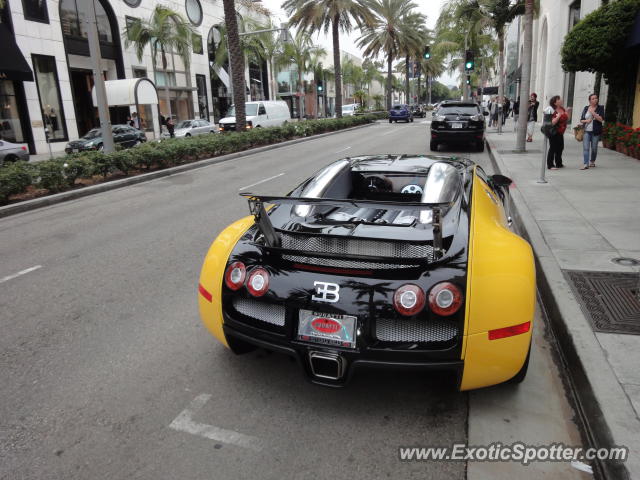 Bugatti Veyron spotted in Los Angeles, United States