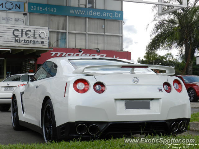 Nissan Skyline spotted in Brasília, Brazil