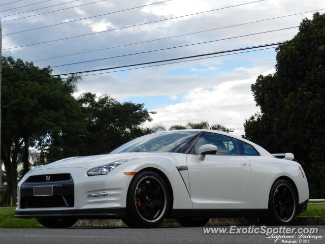 Nissan Skyline spotted in Brasília, Brazil