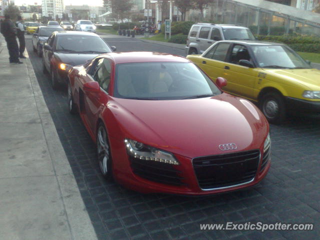 Audi R8 spotted in Guadalajara, Mexico