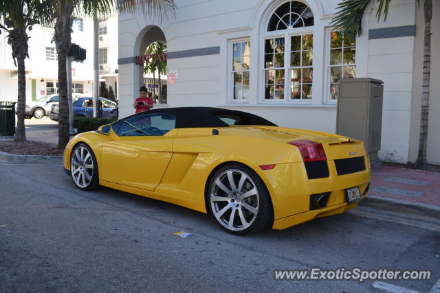 Lamborghini Gallardo spotted in Miami, Florida