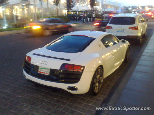 Audi R8 spotted in Guadalajara, Mexico