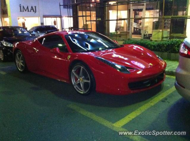 Ferrari 458 Italia spotted in Istanbul, Turkey