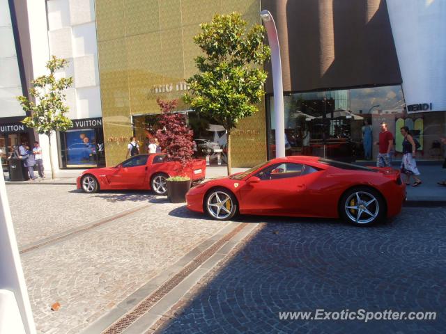 Ferrari 458 Italia spotted in Istanbul, Turkey