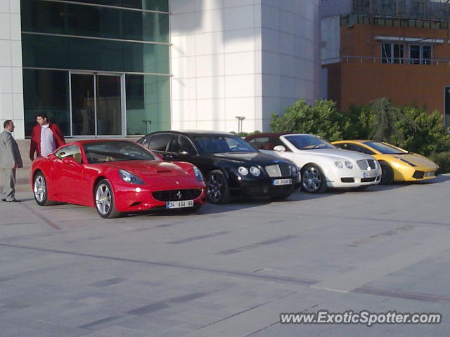 Ferrari California spotted in Ataşehir, Turkey