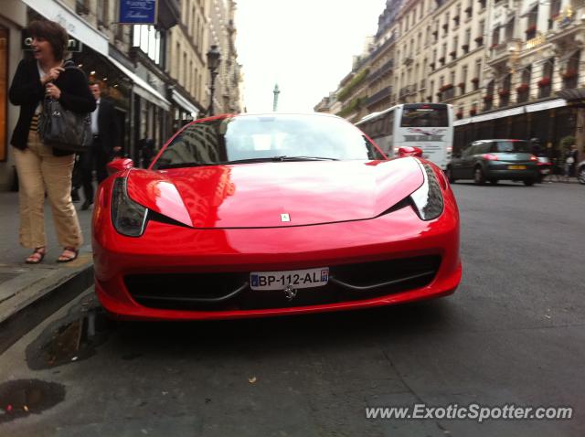 Ferrari 458 Italia spotted in Paris, France