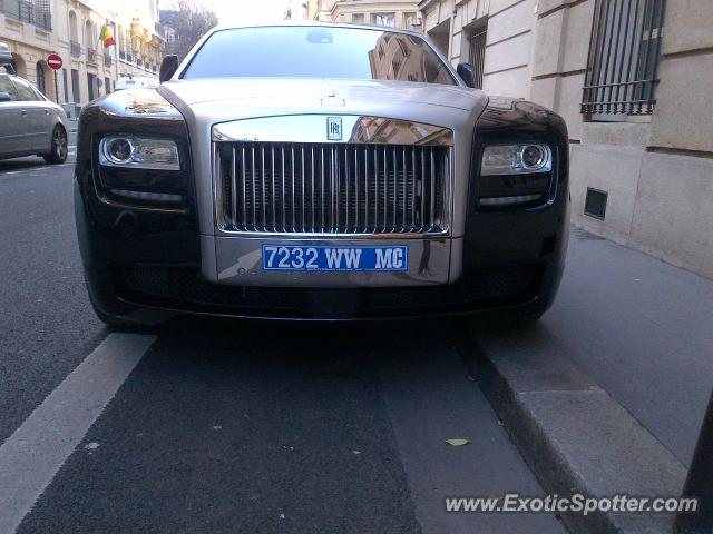 Rolls Royce Ghost spotted in Paris, France