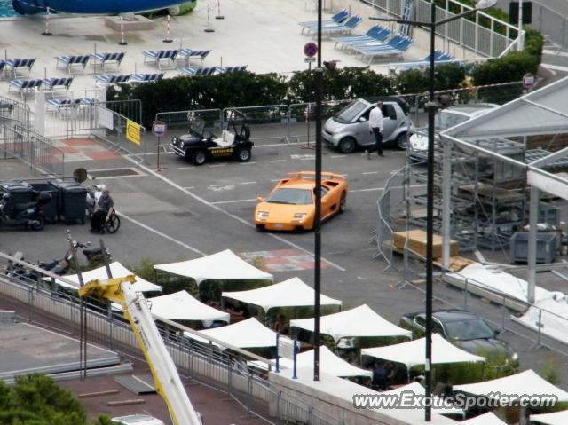 Lamborghini Diablo spotted in Monte-Carlo, Monaco