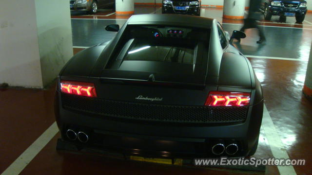 Lamborghini Gallardo spotted in SHANGHAI, China