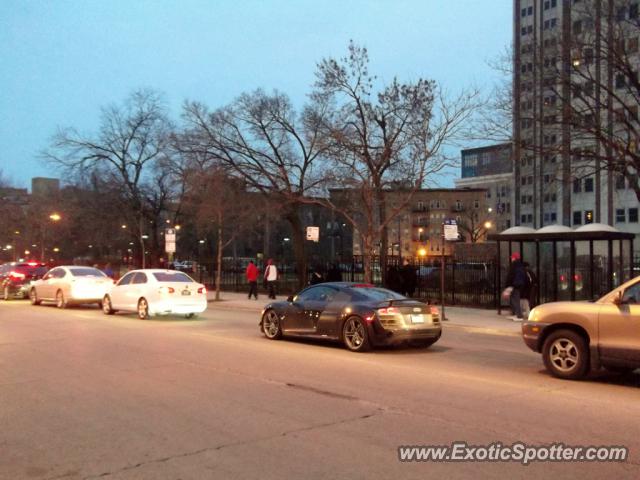 Audi R8 spotted in Chicago , Illinois