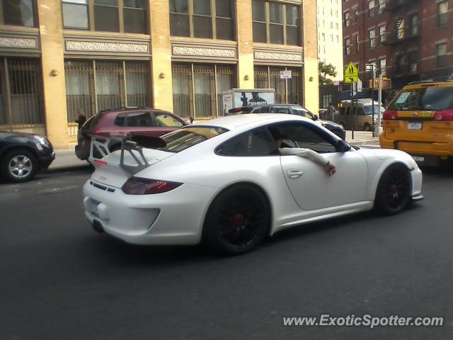 Porsche 911 GT3 spotted in New York, New York