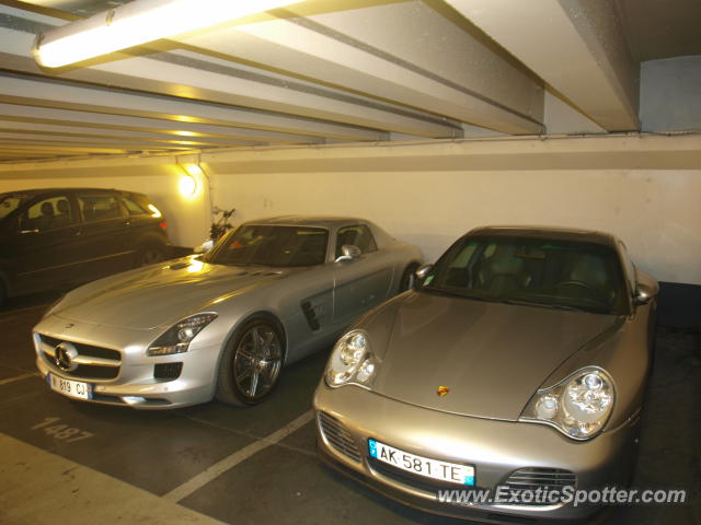 Mercedes SLS AMG spotted in Paris, France