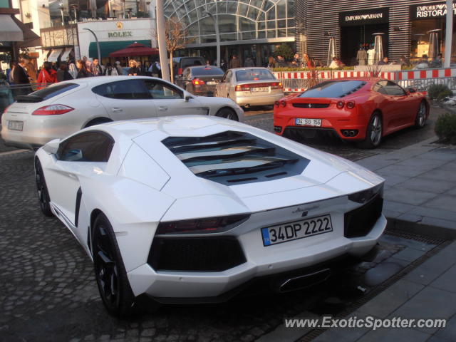 Lamborghini Aventador spotted in İstanbul, Turkey