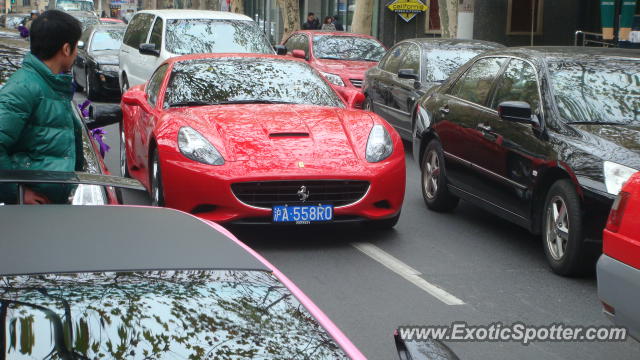 Ferrari California spotted in SHANGHAI, China