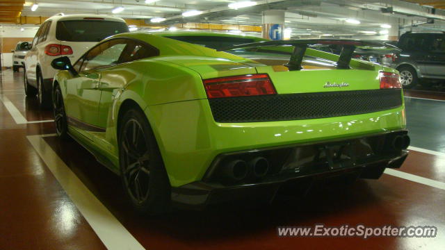 Lamborghini Gallardo spotted in SHANGHAI, China