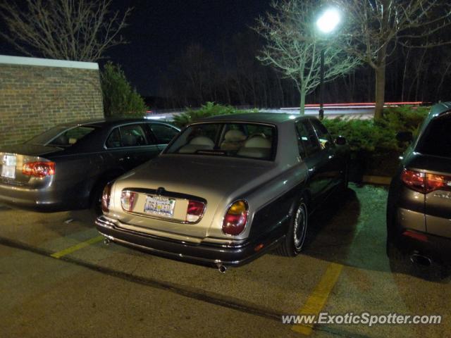 Rolls Royce Silver Seraph spotted in Deer Park, Illinois