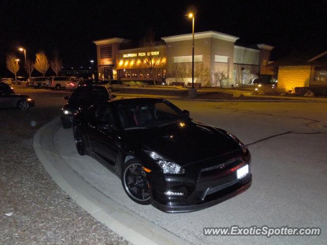 Nissan Skyline spotted in Deer Park, Illinois